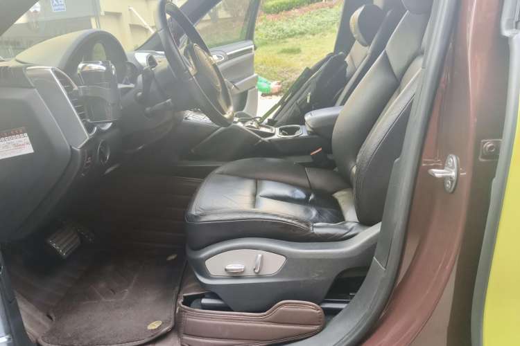Used Porsche Cayenne 2011 Cayenne 3.0T Left Front Seat