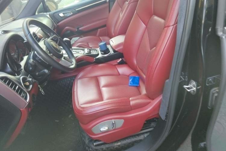 Used Porsche Cayenne 2011 Cayenne 3.0T Left Front Seat