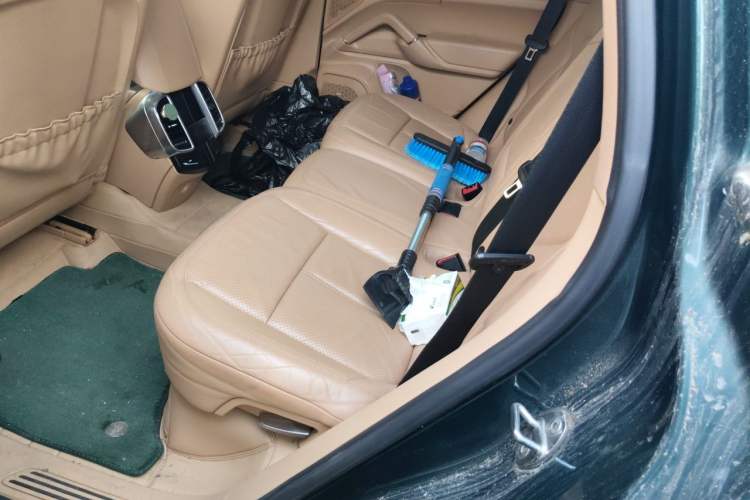 Used Porsche Cayenne 2011 Cayenne 3.0T Left Rear Seat