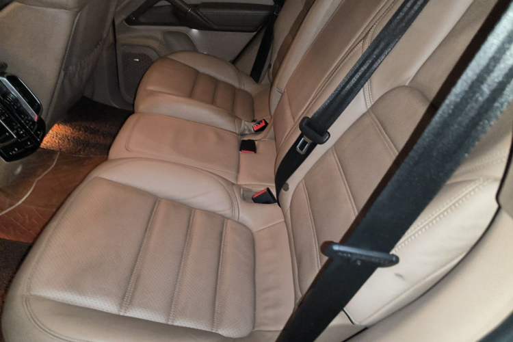 Used Porsche Cayenne 2011 Cayenne Turbo 4.8T Left Rear Seat