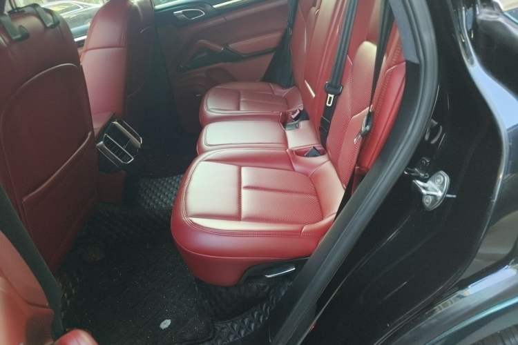 Used Porsche Cayenne 2011 Cayenne 3.0T Left Rear Seat