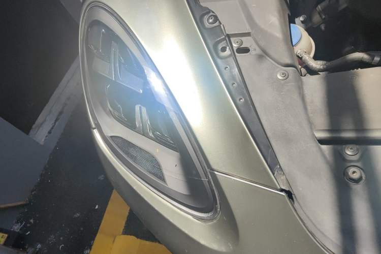 Used Porsche Cayenne 2011 Cayenne 3.0T Right Front Headlight