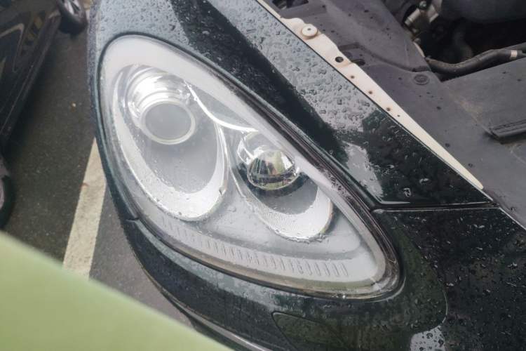 Used Porsche Cayenne 2011 Cayenne 3.0T Right Front Headlight