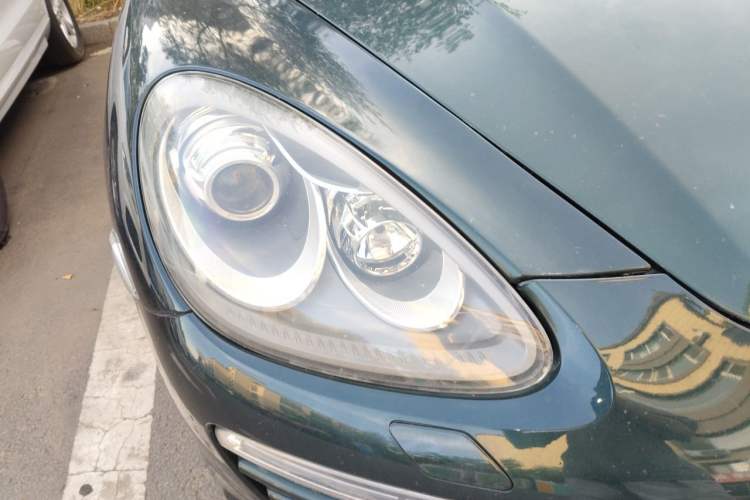 Used Porsche Cayenne 2011 Cayenne 3.0T Right Front Headlight