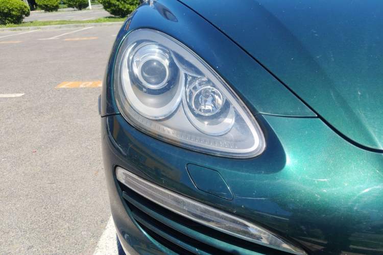 Used Porsche Cayenne 2011 Cayenne 3.0T Right Front Headlight