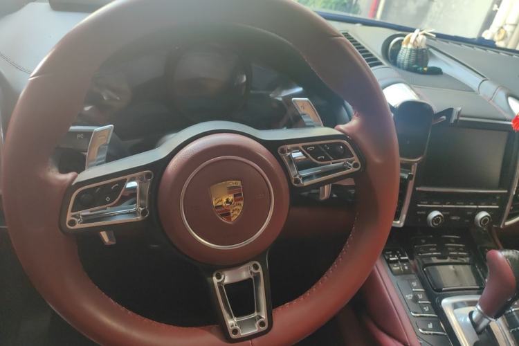 Used Porsche Cayenne 2011 Cayenne 3.0T Steering Wheel