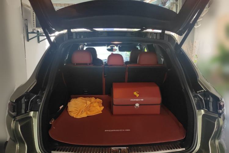 Used Porsche Cayenne 2011 Cayenne 3.0T Trunk