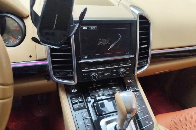 Used Porsche Cayenne 2011 Cayenne 3.0T Audio And AC Panel