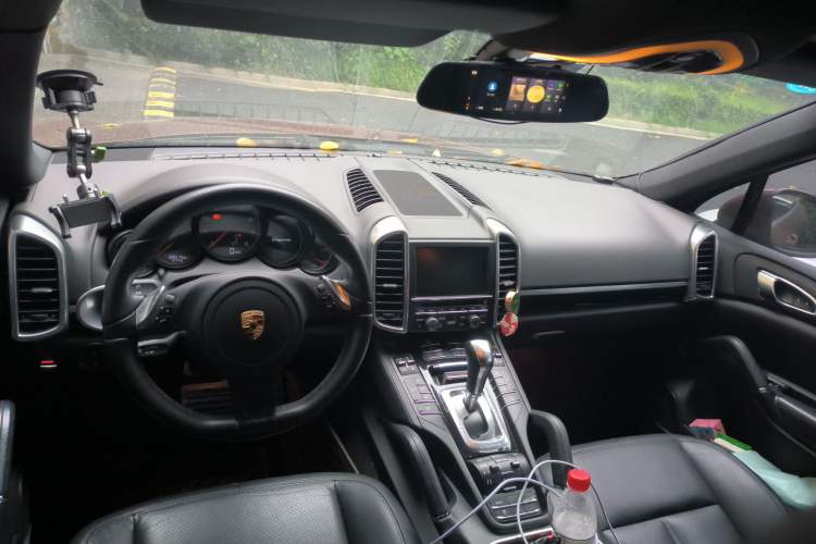 Used Porsche Cayenne 2011 Cayenne 3.0T Center Console