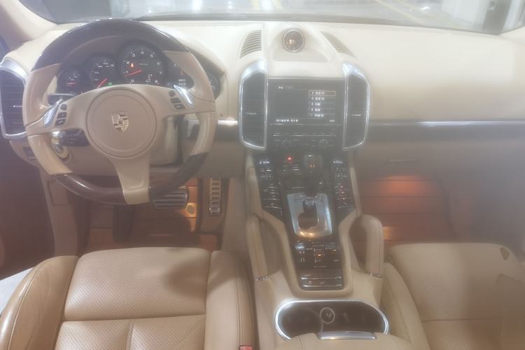Used Porsche Cayenne 2011 Cayenne 3.0T Center Console