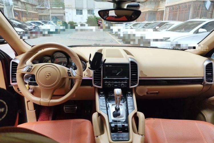 Used Porsche Cayenne 2011 Cayenne 3.0T Center Console