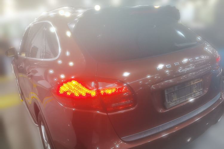 Used Porsche Cayenne 2011 Cayenne 3.0T Rear Left 45 Deg