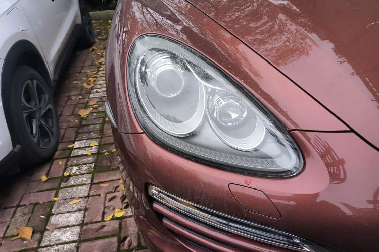 Used Porsche Cayenne 2011 Cayenne 3.0T Right Front Headlight