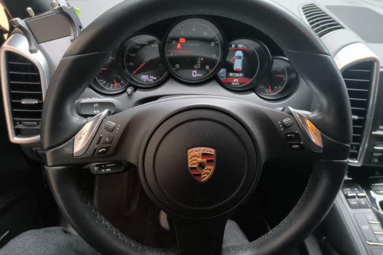 Used Porsche Cayenne 2011 Cayenne 3.0T Steering Wheel