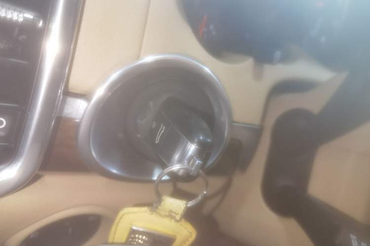 Used Porsche Cayenne 2011 Cayenne 3.0T Vehicle Key