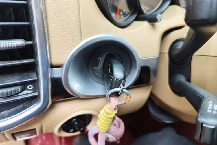 Used Porsche Cayenne 2011 Cayenne 3.0T Vehicle Key