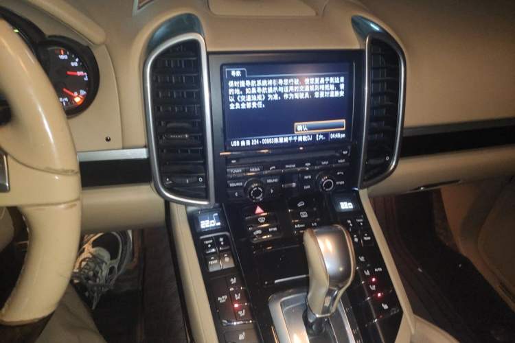 Used Porsche Cayenne 2011 Cayenne 3.0T Audio And AC Panel