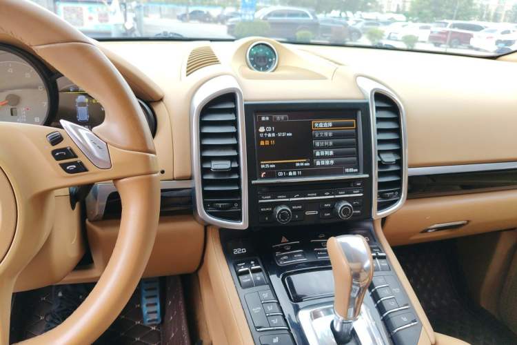 Used Porsche Cayenne 2011 Cayenne S 4.8L Audio And AC Panel