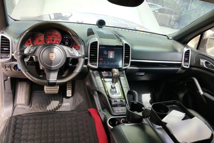 Used Porsche Cayenne 2011 Cayenne 3.0T Center Console