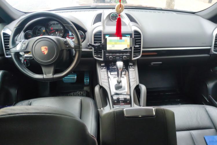 Used Porsche Cayenne 2011 Cayenne 3.0T Center Console