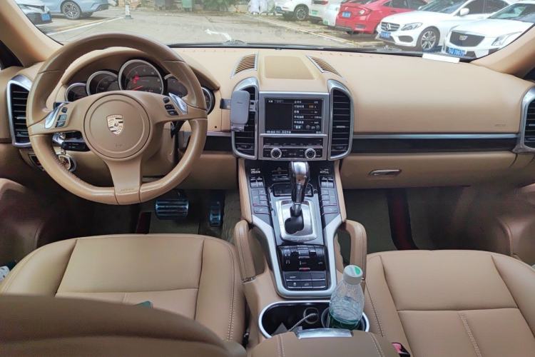 Used Porsche Cayenne 2011 Cayenne 3.0T Center Console