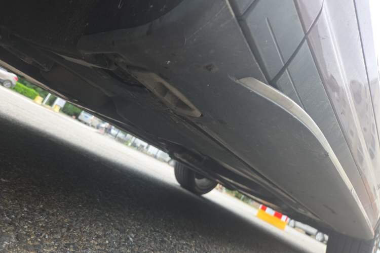 Used Porsche Cayenne  Chassis Front Left