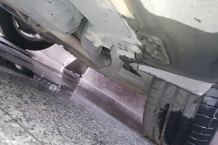 Used Porsche Cayenne 2011 Cayenne 3.0T Chassis Rear Right