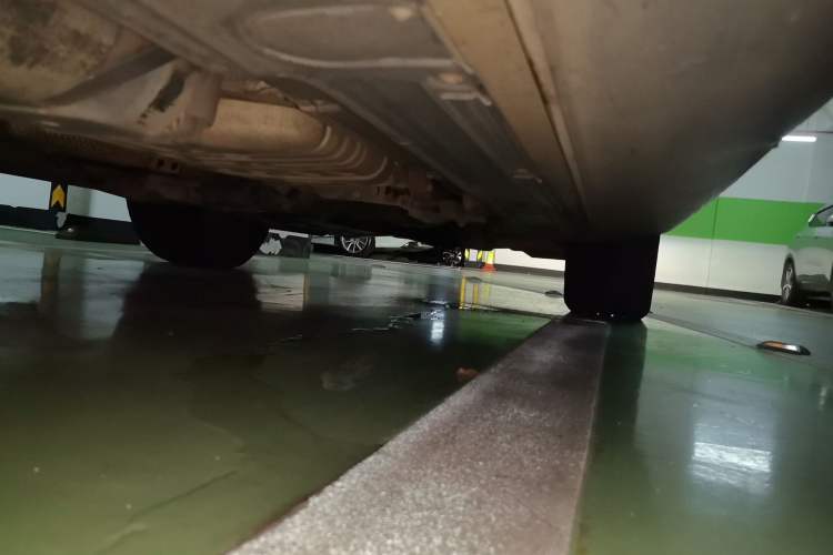 Used Porsche Cayenne 2011 Cayenne 3.0T Chassis Rear Right