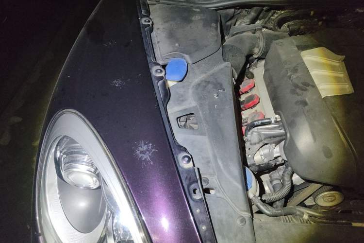 Used Porsche Cayenne 2011 Cayenne 3.0T Engine Bay Right