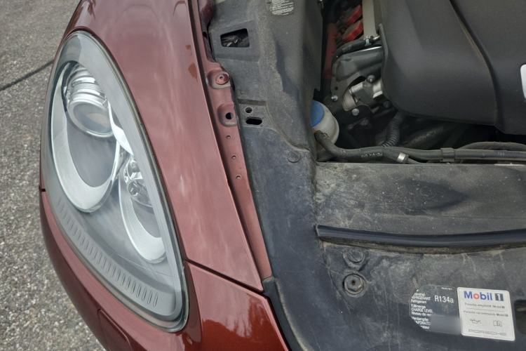 Used Porsche Cayenne  Engine Bay Right
