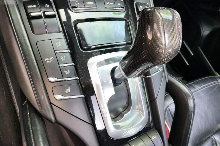 Used Porsche Cayenne 2011 Cayenne 3.0T Gear Lever