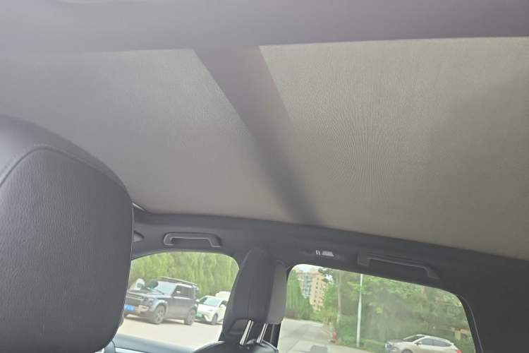 Used Porsche Cayenne  Headliner