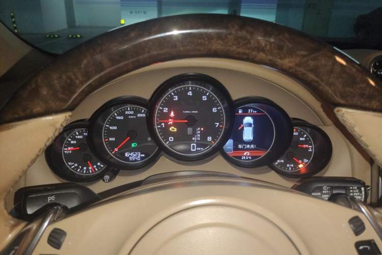 Used Porsche Cayenne 2011 Cayenne 3.0T Instrument Cluster