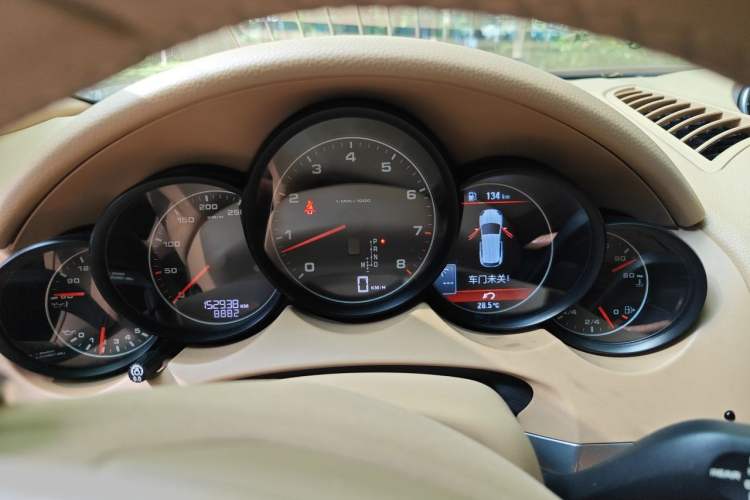 Used Porsche Cayenne 2011 Cayenne 3.0T Instrument Cluster