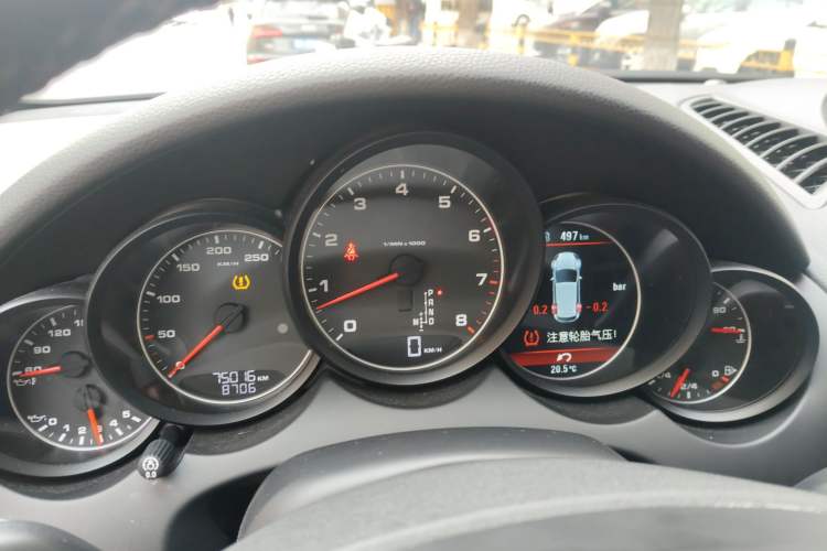 Used Porsche Cayenne 2011 Cayenne 3.0T Instrument Cluster