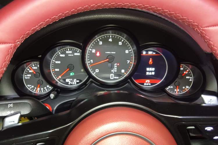 Used Porsche Cayenne 2011 Cayenne 3.0T Instrument Cluster