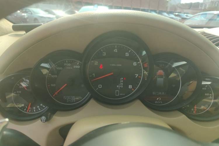 Used Porsche Cayenne 2011 Cayenne 3.0T Instrument Cluster