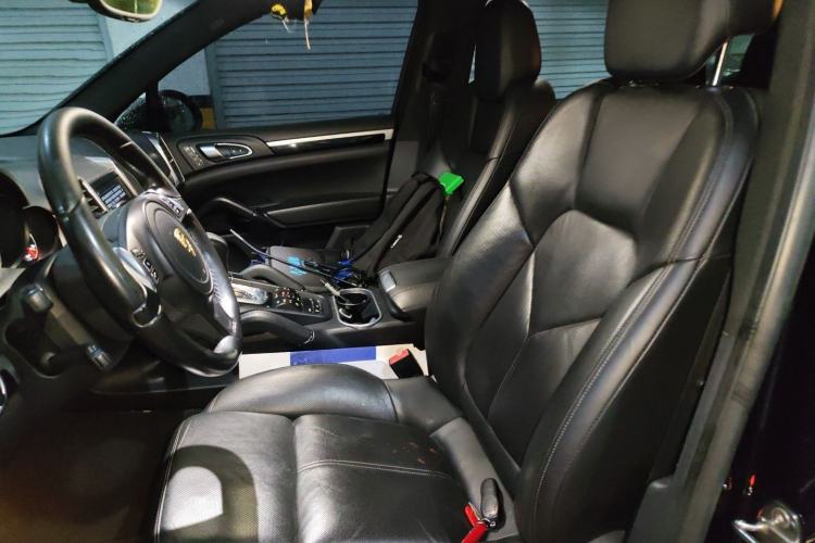 Used Porsche Cayenne 2011 Cayenne 3.0T Left Front Seat
