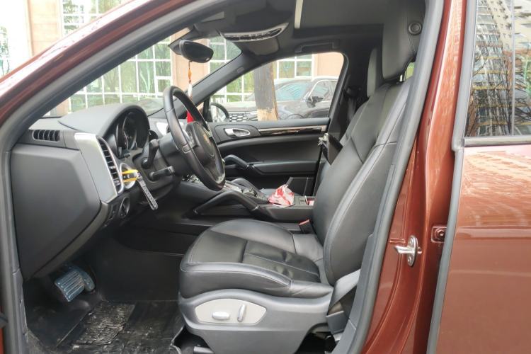 Used Porsche Cayenne 2011 Cayenne 3.0T Left Front Seat