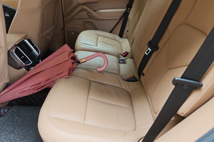Used Porsche Cayenne 2011 Cayenne 3.0T Left Rear Seat