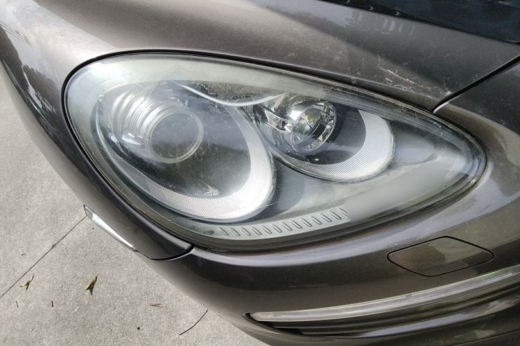 Used Porsche Cayenne 2011 Cayenne 3.0T Right Front Headlight