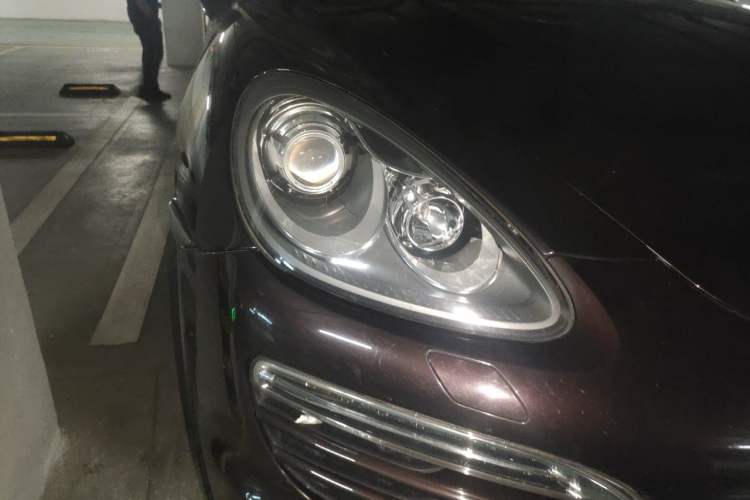 Used Porsche Cayenne 2011 Cayenne 3.0T Right Front Headlight