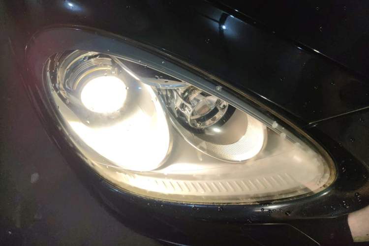 Used Porsche Cayenne 2011 Cayenne 3.0T Right Front Headlight