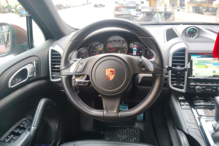 Used Porsche Cayenne 2011 Cayenne 3.0T Steering Wheel