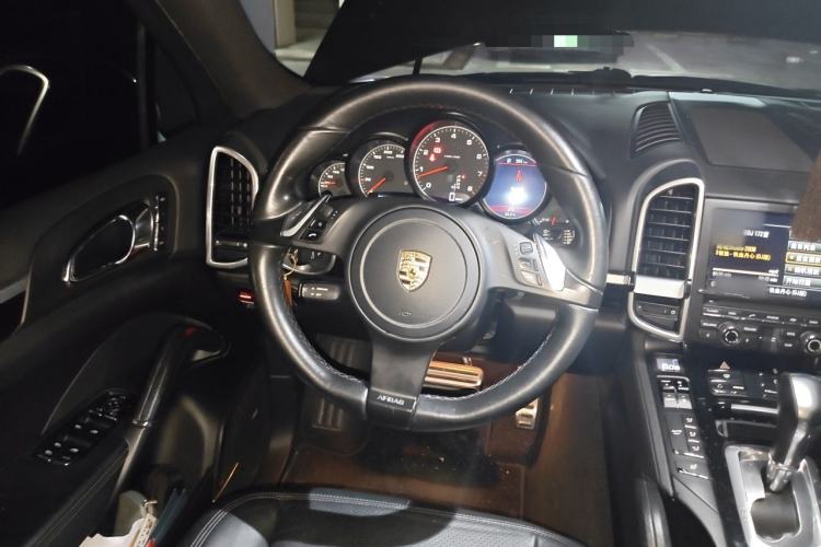 Used Porsche Cayenne 2011 Cayenne 3.0T Steering Wheel