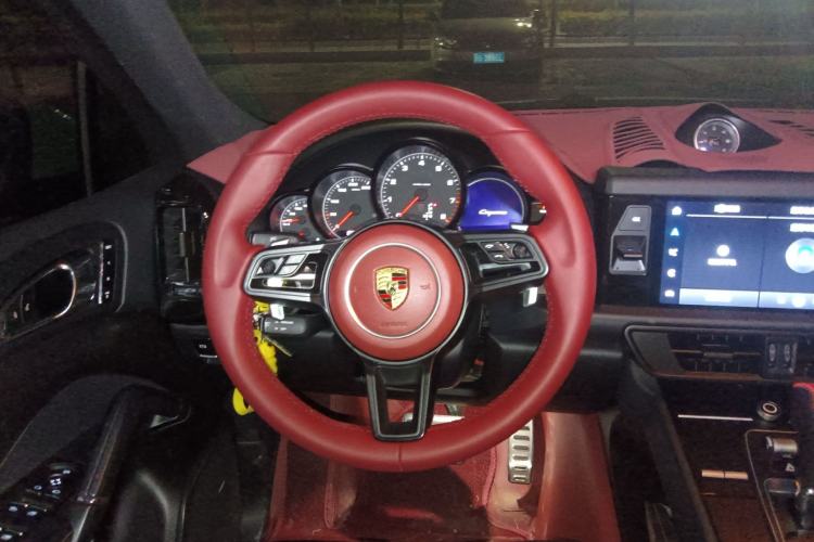 Used Porsche Cayenne 2011 Cayenne 3.0T Steering Wheel