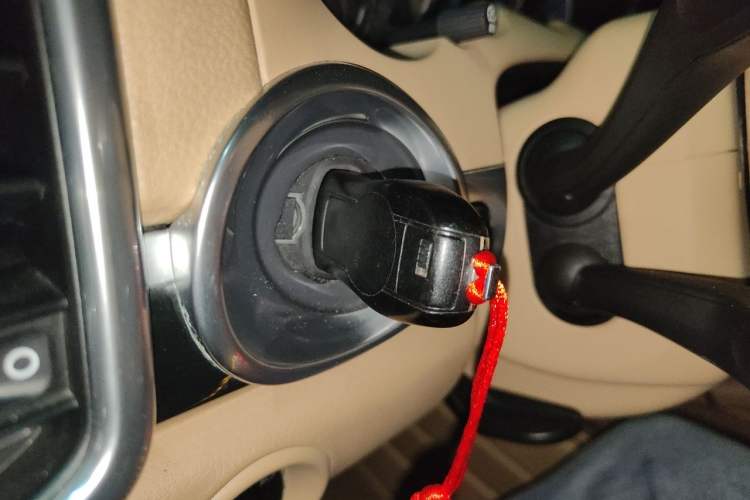 Used Porsche Cayenne 2011 Cayenne 3.0T Vehicle Key
