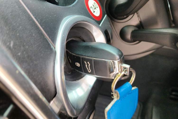 Used Porsche Cayenne 2011 Cayenne 3.0T Vehicle Key