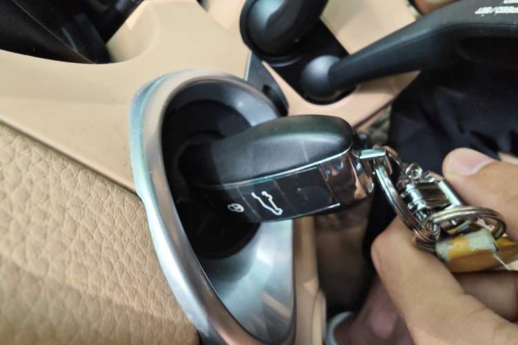 Used Porsche Cayenne 2011 Cayenne 3.0T Vehicle Key
