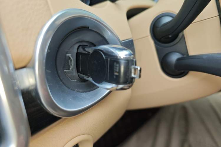 Used Porsche Cayenne 2011 Cayenne 3.0T Vehicle Key
